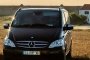 Alquila un 7 asiento Minivan (Mercedes-Benz Class V 2014) de Edgar Cova Transporte de Passageiros, Lda en Azeitão 