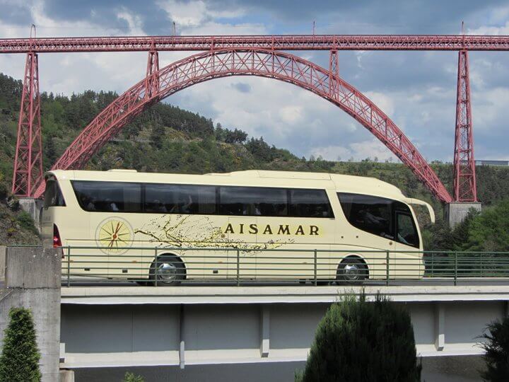 Hire a 60 seater Executive  Coach (VOLVO  IRIZAR   I6  2016) from AUTOCARES AISAMAR S.L. in BARCELONA 