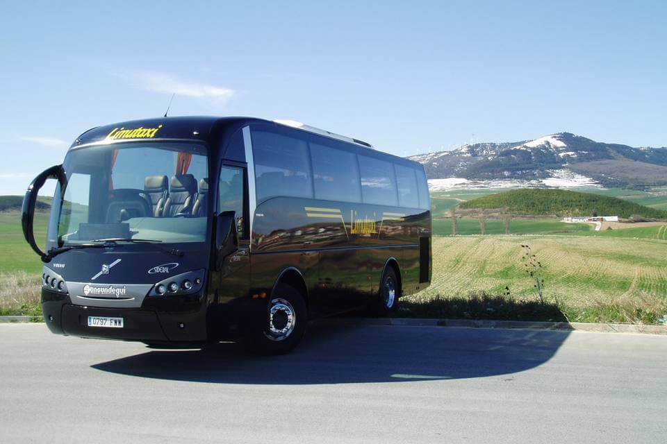 Hire a 32 seater Midibus (MERCEDES FERQUIS 2014) from LIMUTAXI SL in BERIAIN 