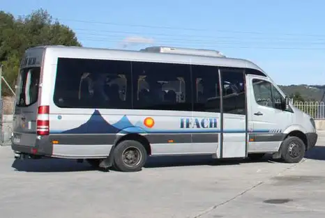 19-plazas AUTOBUSES IFACH SL sprinter