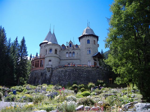Castillo Saboya, alrededor del cual se encuentra el Jardín Botánico.
