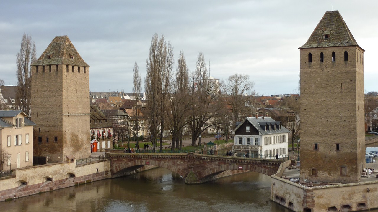 Ponts Couverts à Strasbourg en décembre