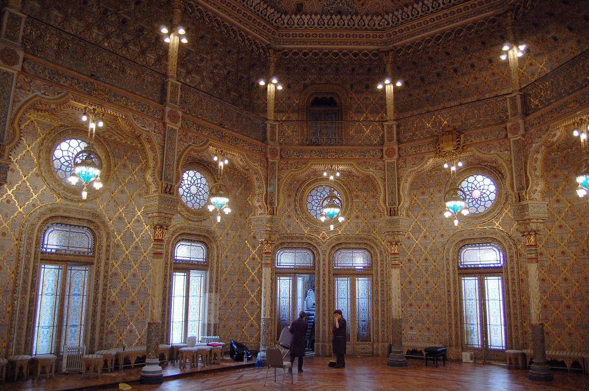 The Arab room of the Palácio da Bolsa, Porto