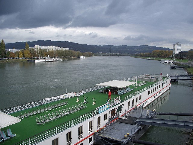 Donauschiff auf dem Weg nach Linz