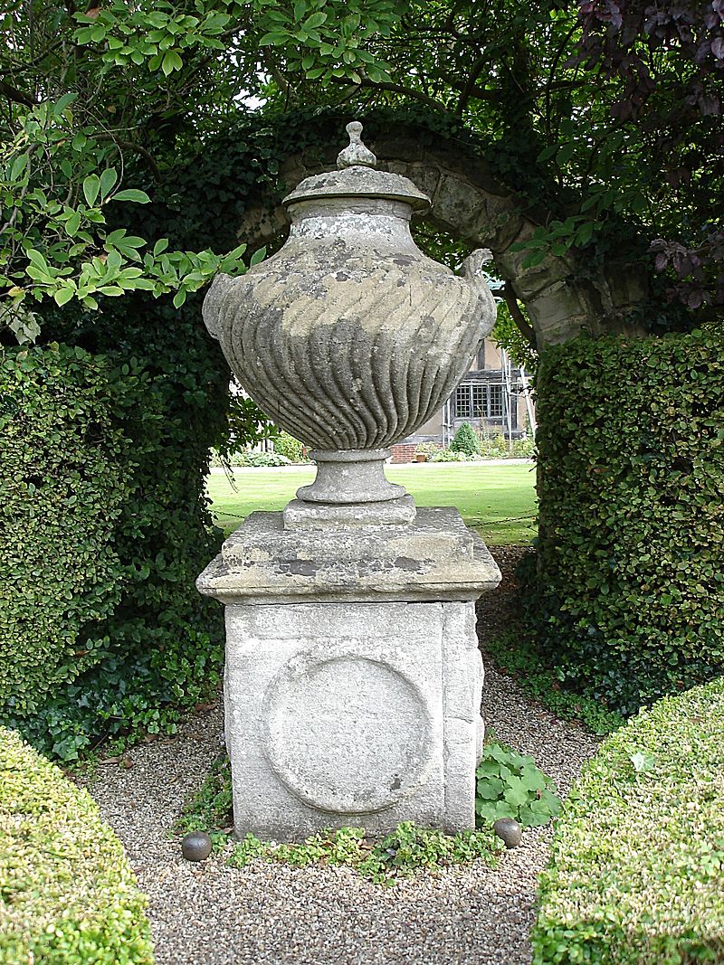  Egyptian Urn, Lord Leycester Hospital Garden, Warwick