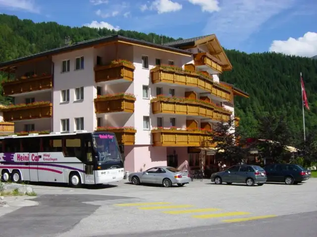 Buspartner Heini Car