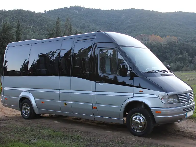 Mercedes Sprinter 412 de 16 plazas CarVan