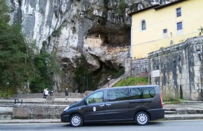 Taxi Siero Matias 8 pax