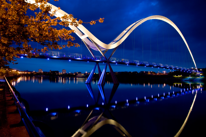 Infinity_Bridge_in_Stockton
