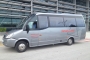 Noleggia un 24 posti a sedere Minibus  (Iveco Wing 1) da Autonoleggio Magellano a Marina di Montemarciano 