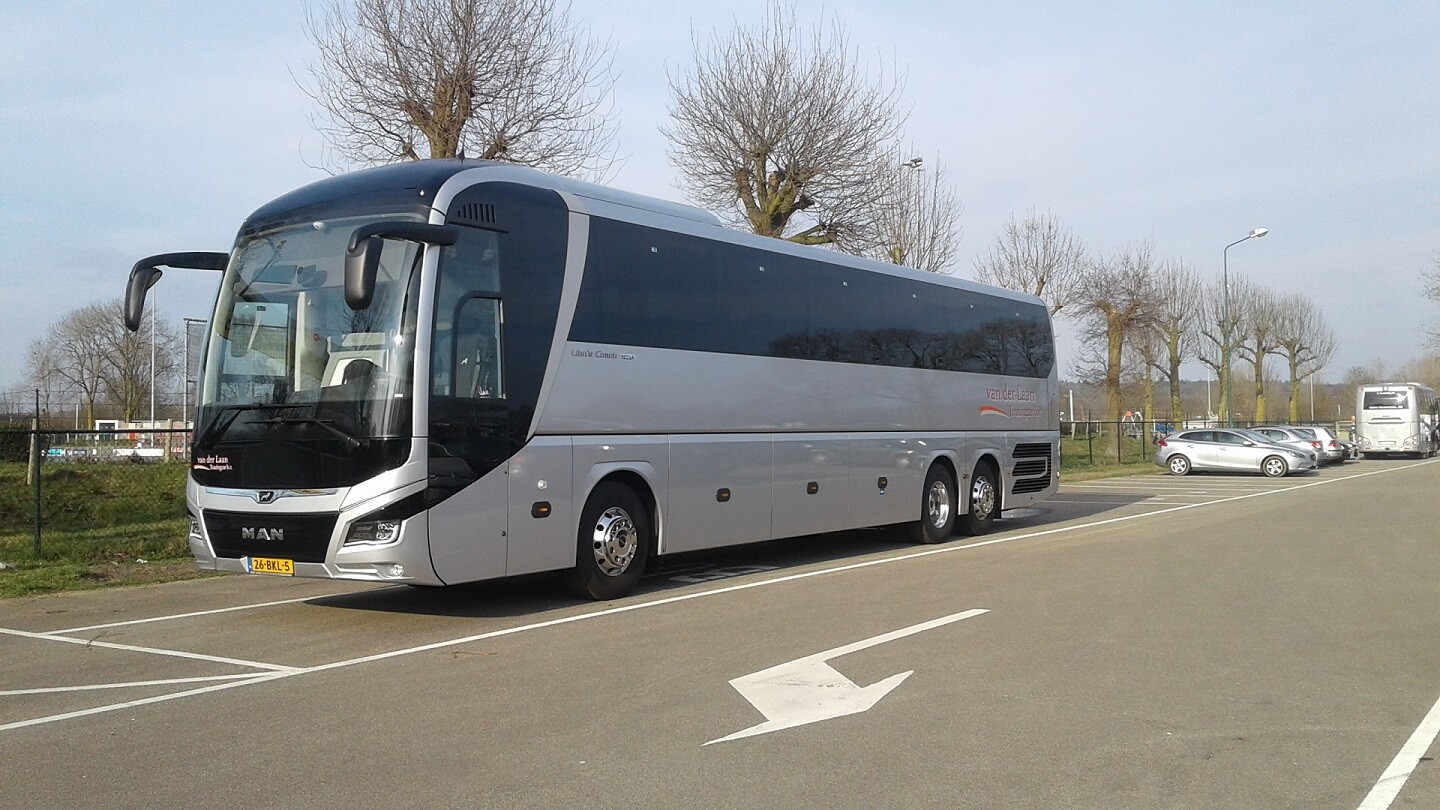 Huur een 64 seater Standaard Bus -Touringcar (MAN LION'S COACH L 2020) van Van der Laan Touringcar B.V. in Nieuwkoop