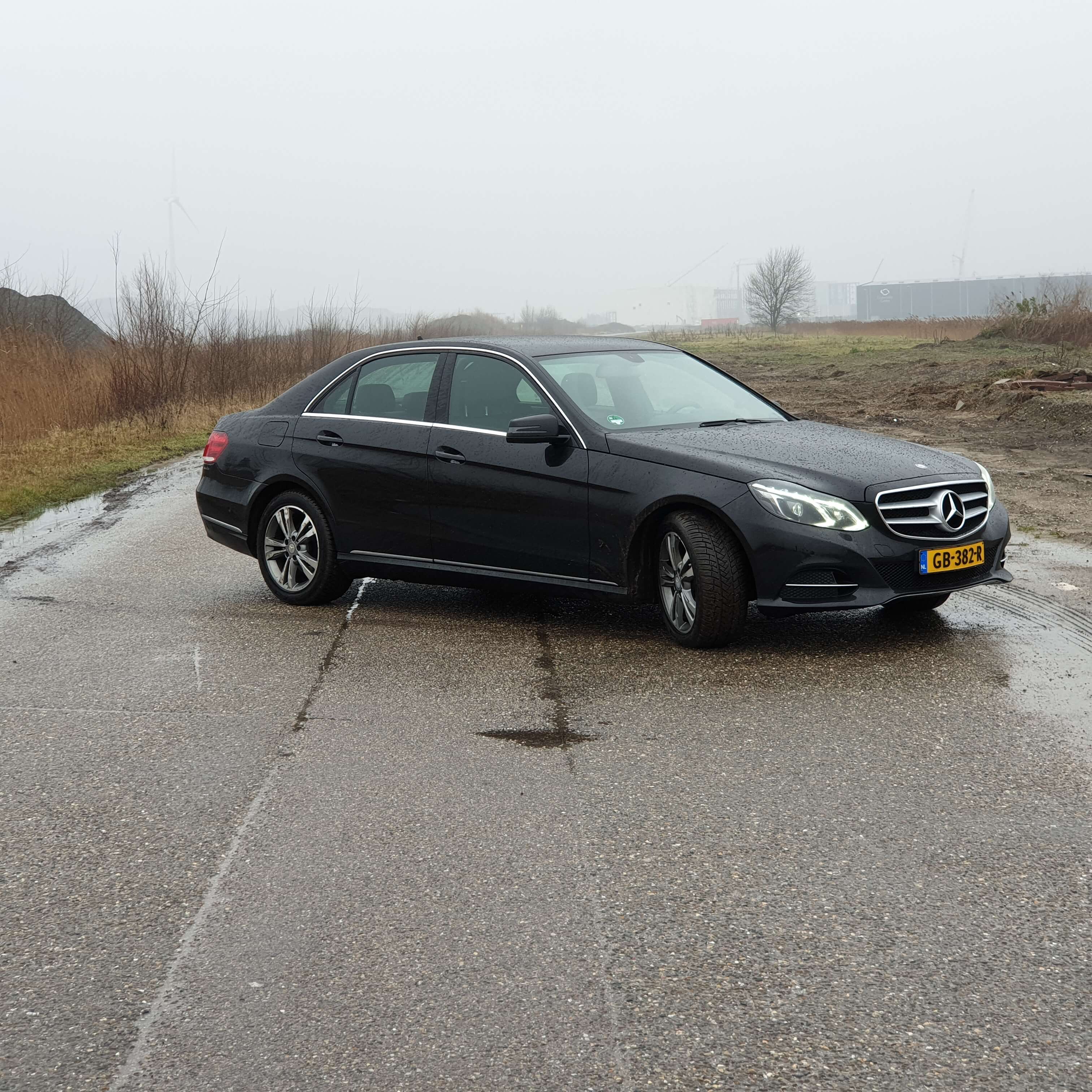 Hire a 3 seater Car with driver (Mercedes Benz E Klasse 2021) from Direct Vip Service in Amsterdam 
