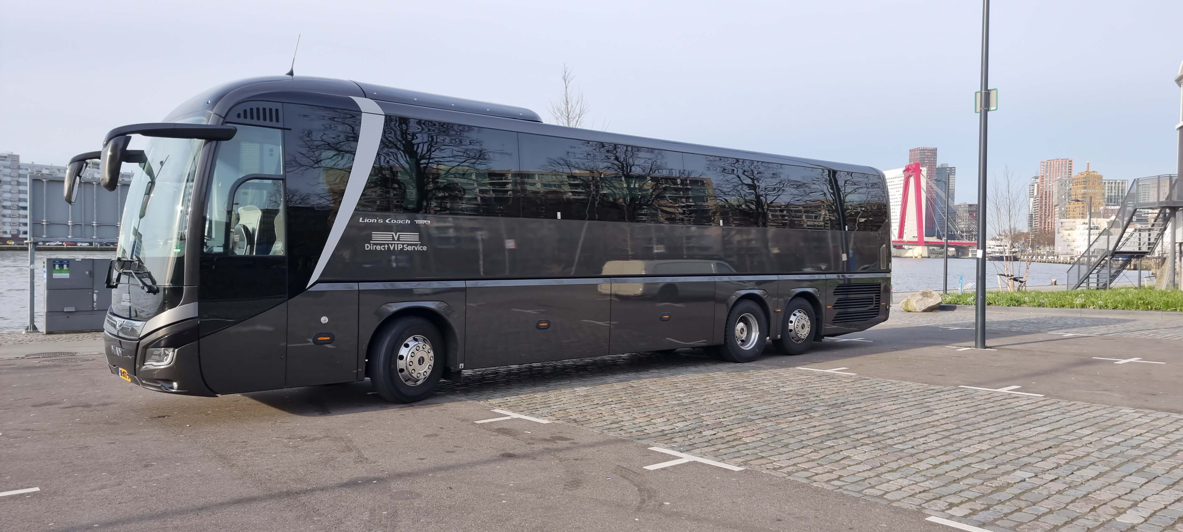Huur een 53 seater Luxury VIP Coach (MAN Lion Coach 2018) van Direct Vip Service in Amsterdam 