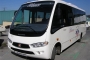 Mieten Sie einen 25 Sitzer Microbus (iveco Bus pequeño con los servicios básicos  2007) von AUTOBUSES BLANCO RESPALDIZA in BILBAO 