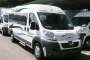 Noleggia un 13 posti a sedere Minibus  (Peugeot Boxer 2012) da Transbuca a Barcelona 
