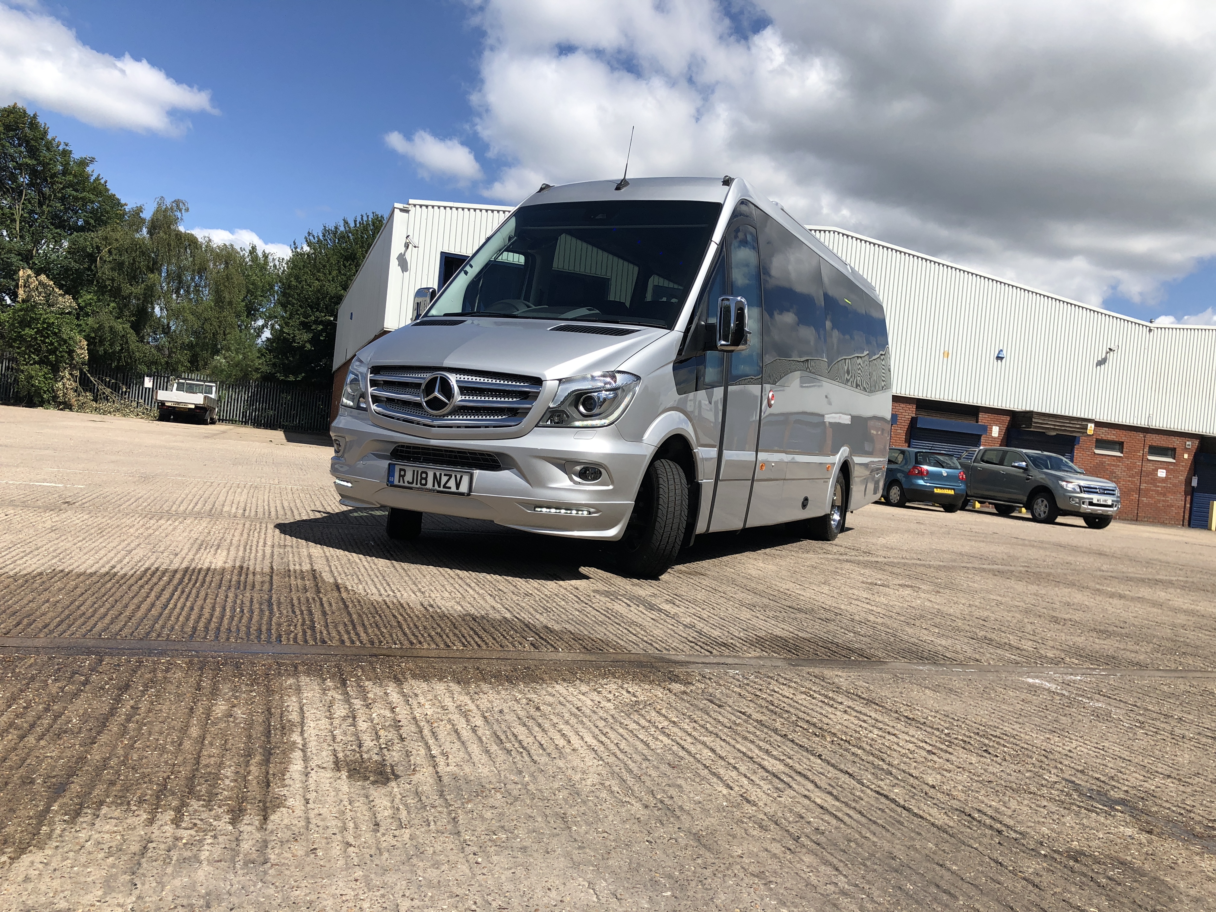 Hire a 20 seater Midibus (Mercedes  Sprinter  2017) from Bouden coach travel  in Birmingham  