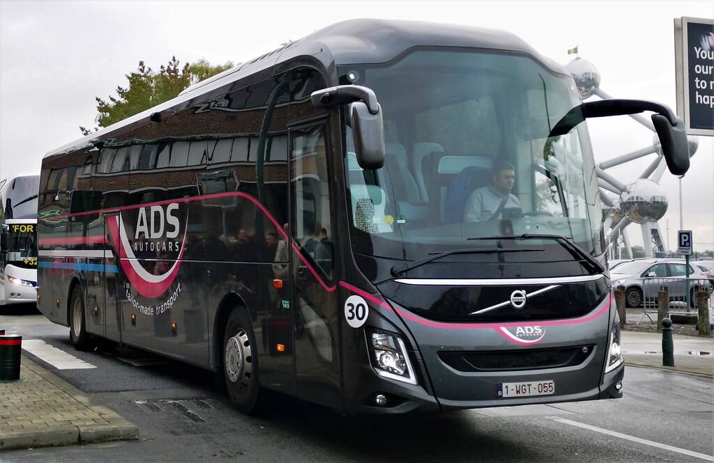 Huur een 63 seater Executive  Coach (Iveco EVADYS 2018) van ADS-AUTOCARS in Kontich 