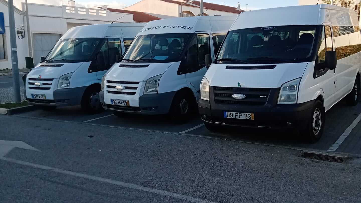 Rent a 9 seater Microbus (Ford Transit 2009) from Algarve365 from Boliqueme 