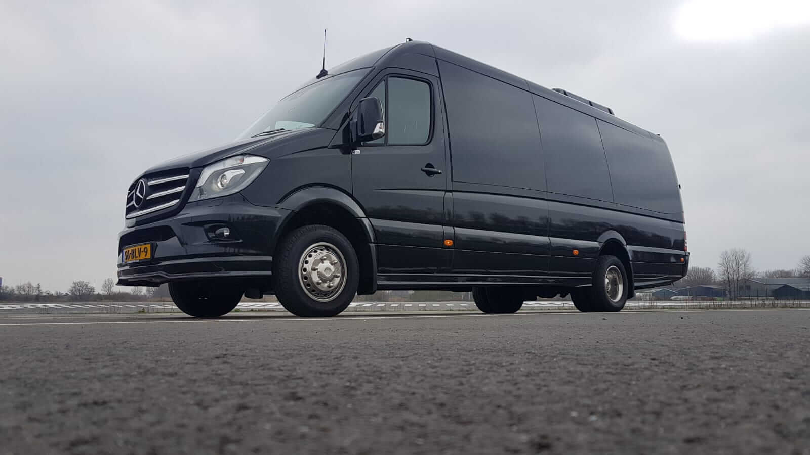 Hire a 23 seater Midibus (Mercedes Sprinter 2019) from Direct Vip Service in Amsterdam 