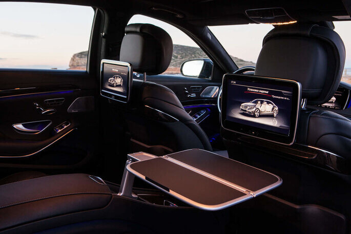 Rent a 4 seater Limousine or luxury car (Tesla Model S 2014) from AUTOCARES DIPESA from SANT JOSEP DE SA TALAIA (EIVISSA) 