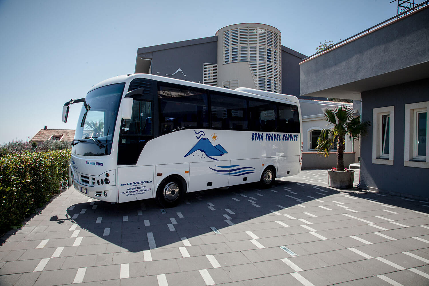Hire a 31 seater Minibus (ISUZU -MAN Harmony 2009) from Etna Travel Service snc in linguaglossa