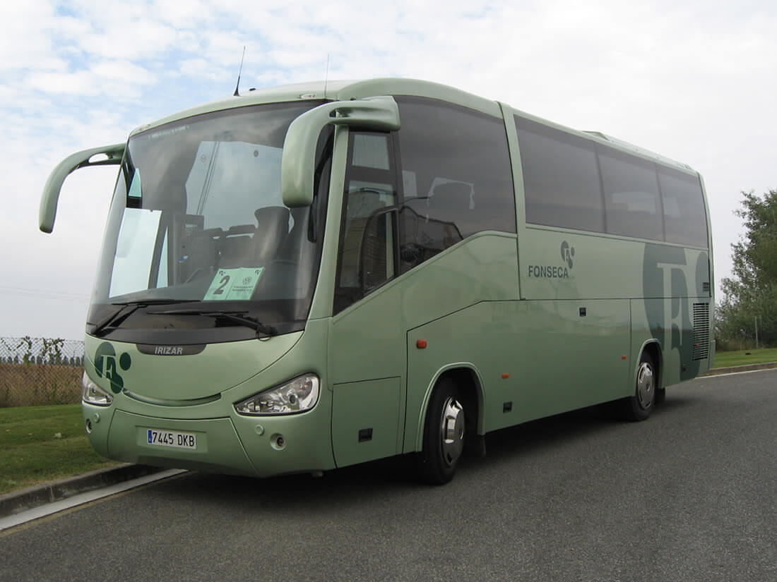 Alquila un 43 asiento Autocar estándard (MAN Autocar de clase VIP 2008) de Autocares Fonseca en Berrioplano