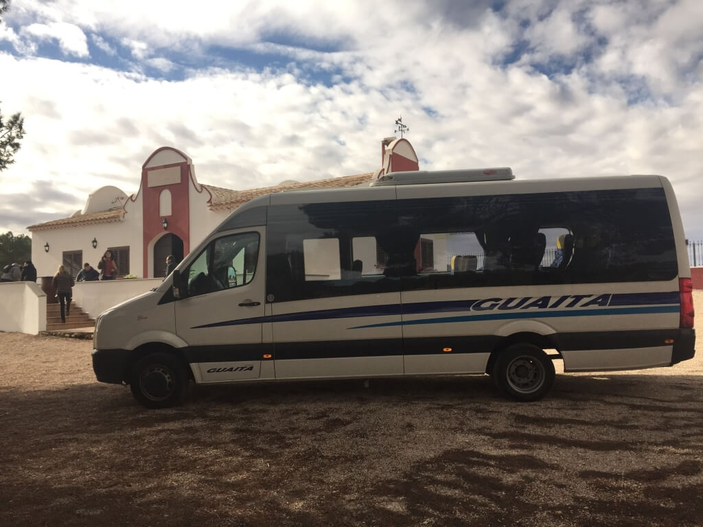 Hire a 19 seater Minibus (volkswagen crafter 2011) from Autobuses Guaita in Turís