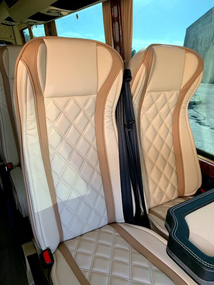 Rent a 20 seater Midibus (Mercedes Sprinter 2021) from Transfers Soberti from Barcelona 