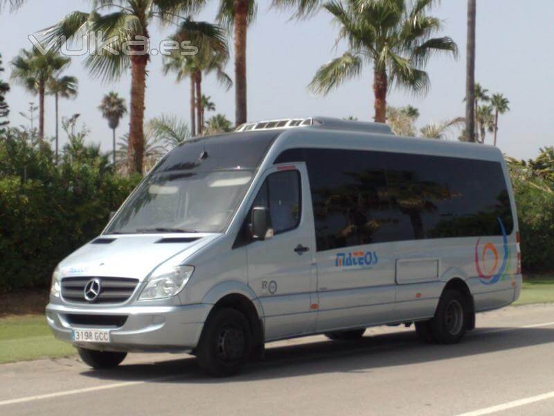 Hire a 20 seater Midibus (Mercedes Benz C518CDI 2009) from AUTOCARES MATEOS in Málaga 