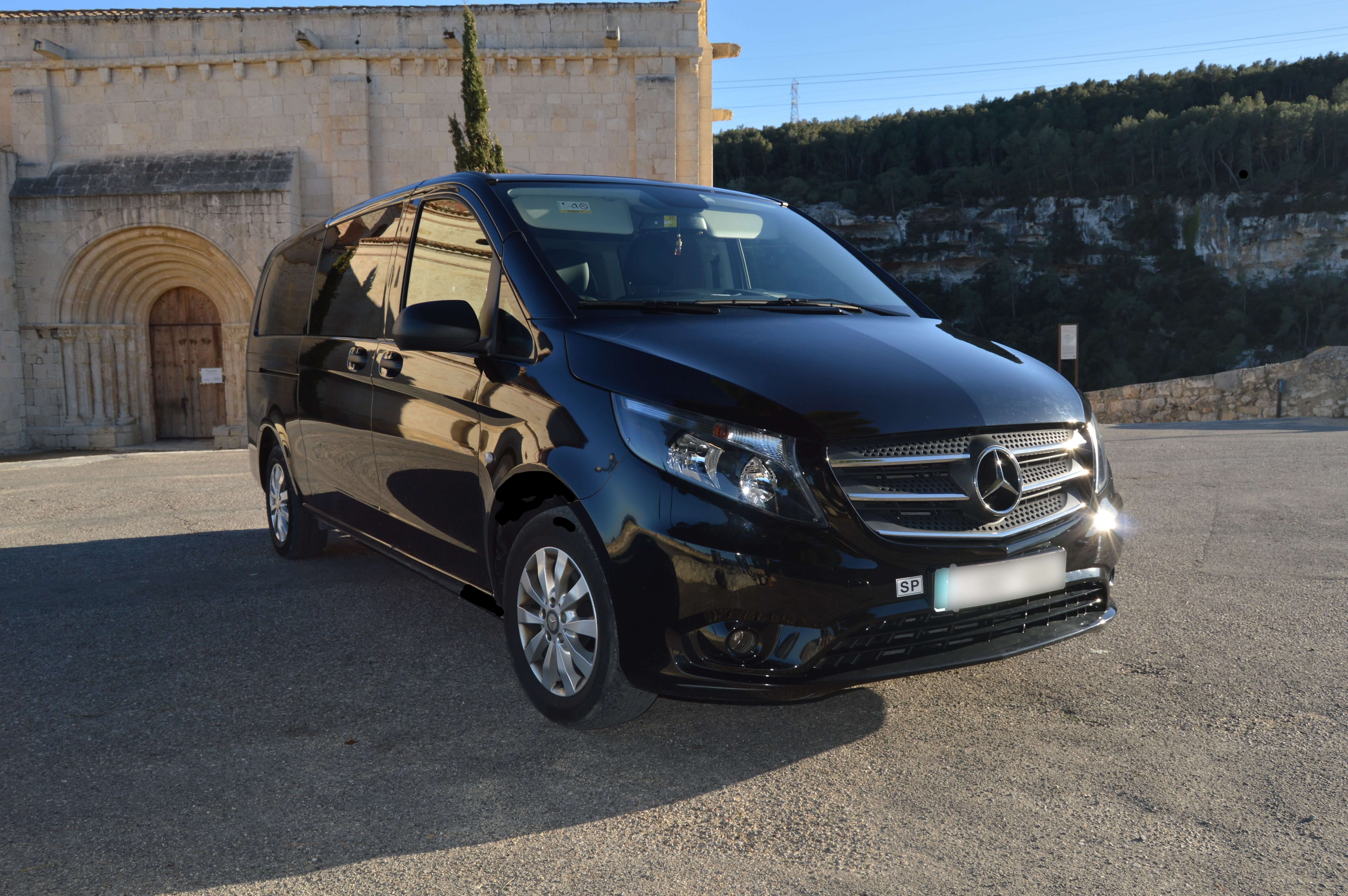 Lloga un 8 seients Monovolum (Mercedes Vito 2017) a Transfers Soberti a Barcelona