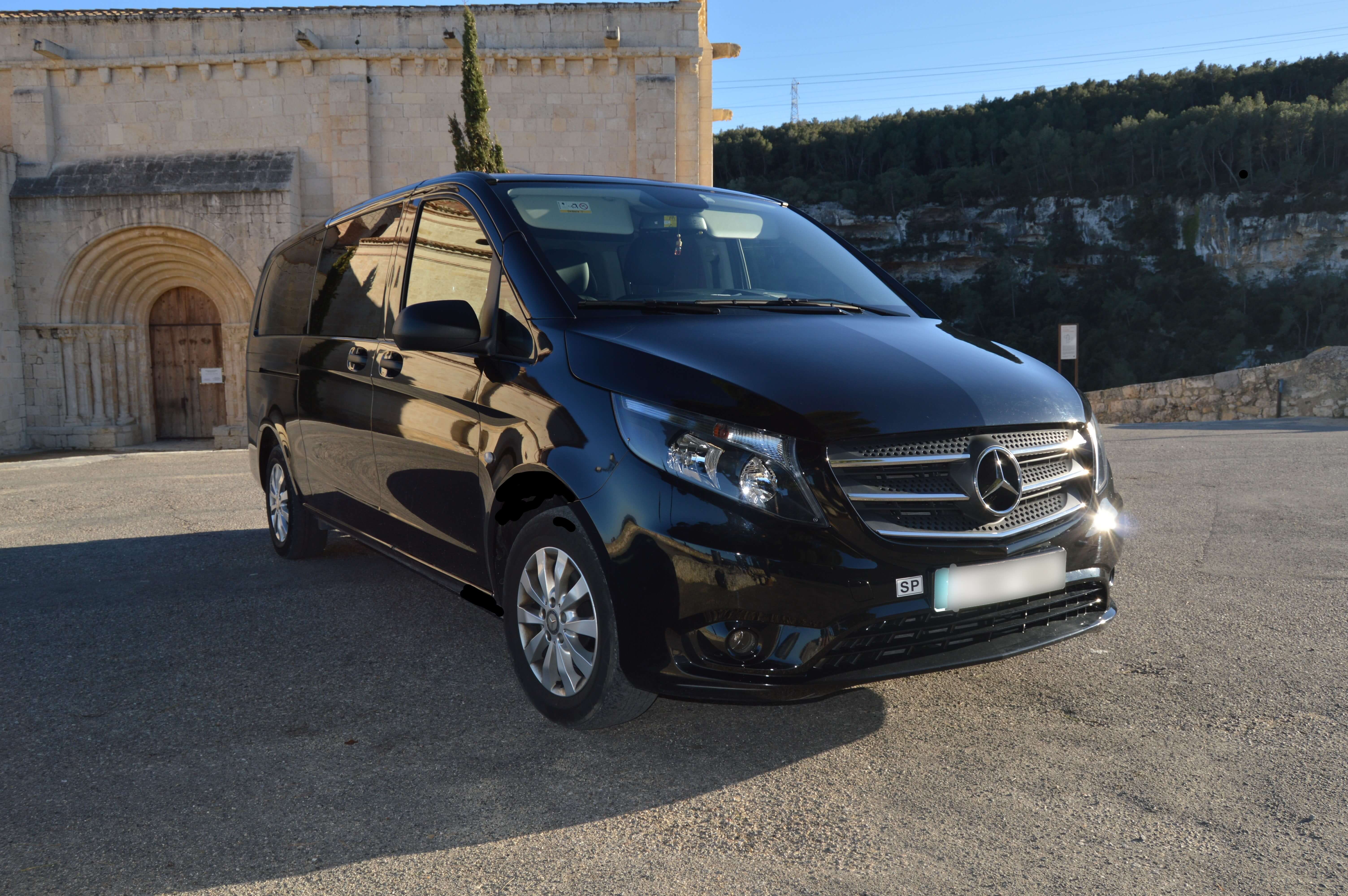 Lloga un 8 seients Minivan (Mercedes Vito 2017) a Transfers Soberti a Barcelona 