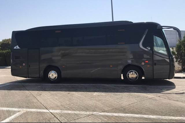 Alquila un 39 asiento Standard Coach (Man Noge 2016) de Minibuses Noa en Tossa de Mar 