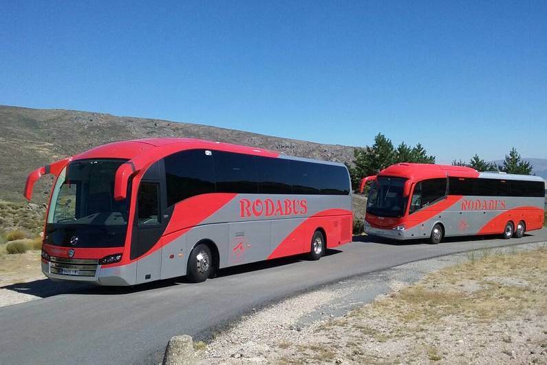 Hire a 50 seater Executive  Coach (. más espacio entre los asientos y más servicio 2005) from RODABUS in Albacete 