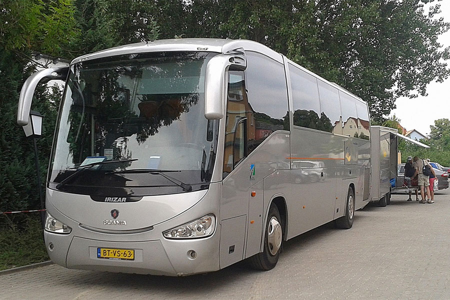 Huur een 60 seater Standard Coach (Iveco Arway 2011) van SnelleVliet Touringcars BV in Alblasserdam 