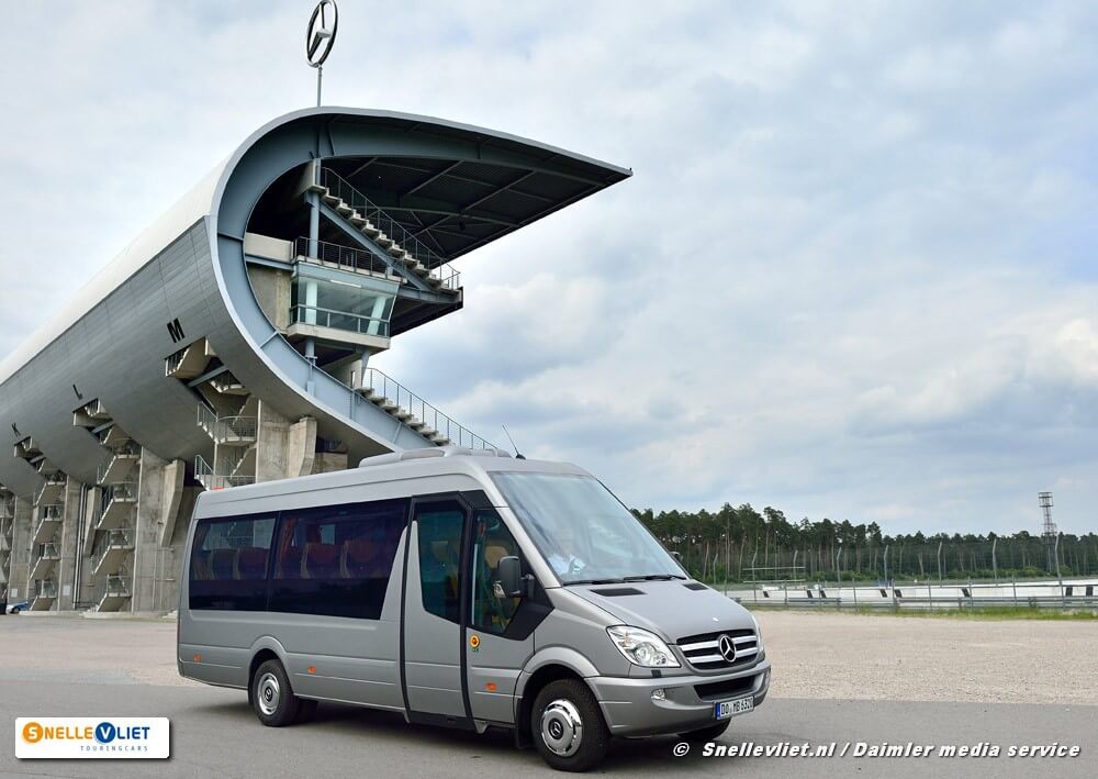 Huur een 19 seater Minibus  (Mercedes Benz Travel  2013) van SnelleVliet Touringcars BV in Alblasserdam 
