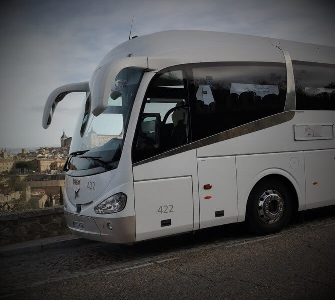 Hire a 55 seater Oldtimer Bus (irizar  i6 2017) from TRANSMITOUR MADRID S.L in SAN SEBASTIAN DE LOS REYES 