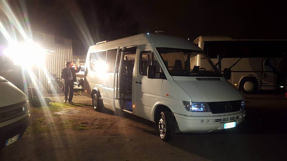 Noleggia un 20 posti a sedere Minibus (ford transit 2012) da Yourtransfer.it a Roma