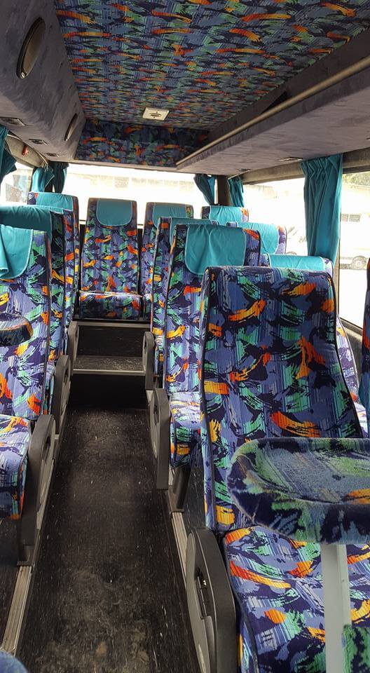Alquila un 17 asiento Minibús (ford tr 2018) de Yourtransfer.it en Roma 